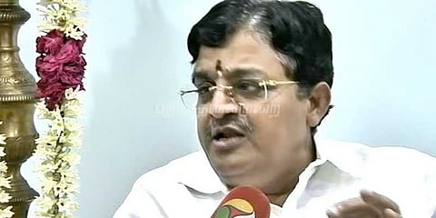 திருத்தி எழுதிய தீர்ப்புகள் வைரமுத்துவிற்கு வழக்கம்: மைத்ரேயன் சாடல்