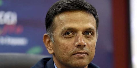 இந்திய ’சுவரு’க்கு வயது 45: குவியும் வாழ்த்துகள்