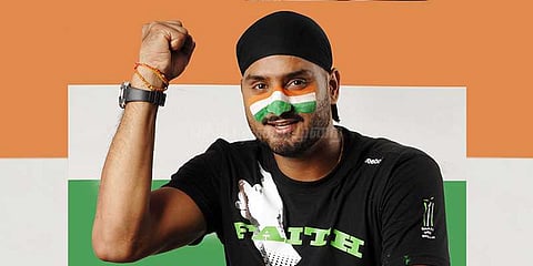 தமிழில் பொங்கல் வாழ்த்துக்கூறி அசத்திய ஹர்பஜன் சிங்!