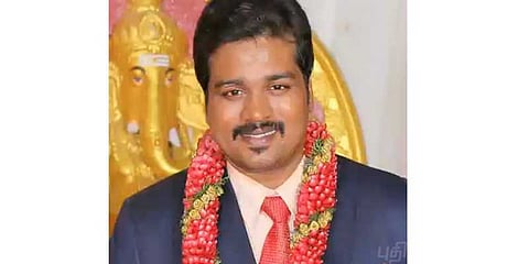 10 சவரன் குறைந்ததால் தாலி கட்டும் நேரத்தில் தலைமறைவான மாப்பிள்ளை..!