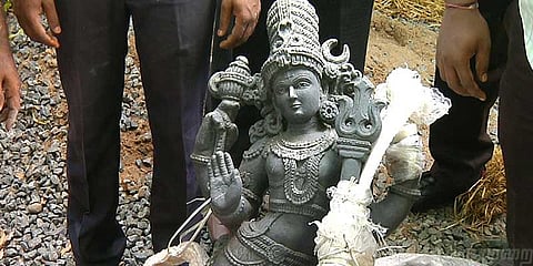 தமிழகத்தில் 1200 பழங்கால சிலைகள் கடத்தல்!