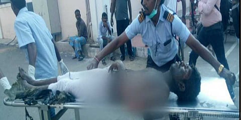 சென்னையில் நடுரோட்டில் ஓட்டுநர் தீக்குளிப்பு