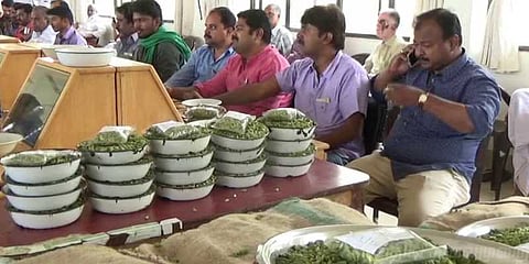 கணினிகள் பழுதால் (ஏ)மாற்றமடைந்த ஏலக்காய் ஏலம்..