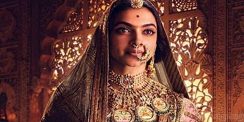 தடைகளை தகர்த்தெறிந்து நாளை திரைக்கு வருகிறது ‘பத்மாவத்’