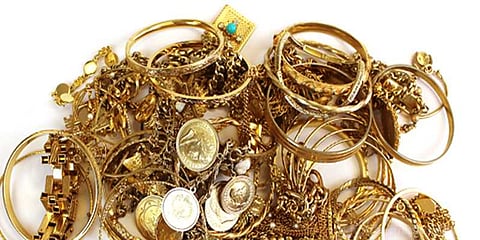 மூதாட்டியிடம் நூதன நகைத் திருட்டு