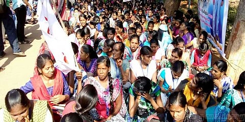 பேருந்து கட்டண உயர்வு: தொடரும் மாணவர்களின் போராட்டம்