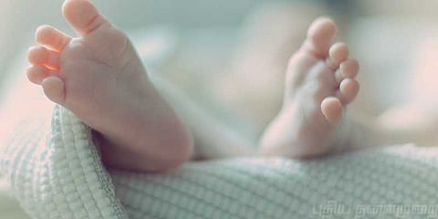 குழந்தையின் உயிரை பறித்த செல்போன் சார்ஜர்!