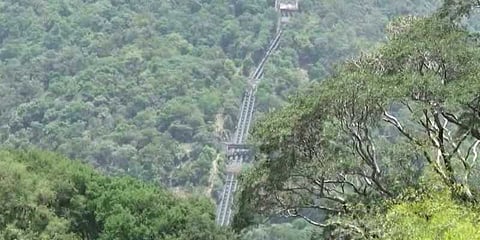 முல்லைப் பெரியாறு அணையில் இருந்து நீர் திறப்பு நிறுத்தம்