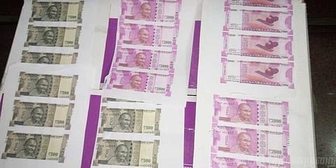 தேனியில் லட்சக்கணக்கில் கள்ள நோட்டுகளை புழக்கத்தில் விட முயற்சி..!