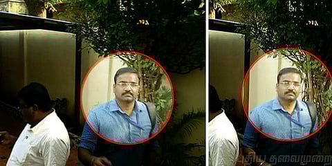 ஜெ.தீபா வீட்டில் டுபாக்கூர் அதிகாரி: போலீசை கண்டதும் எஸ்கேப்!