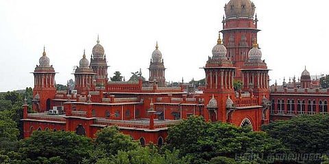 பேரவையில் ஜெ., படம் திறப்பு: உயர்நீதிமன்றத்தில் திமுக முறையீடு