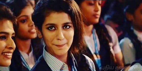 ஜிமிக்கி கம்மல் போயாச்சு.. ப்ரியா வாரியர்ஸ் வைரல் வீடியோ வந்தாச்சு