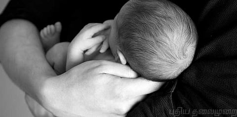 பில் கட்டாததால் 5 மாதமாக குழந்தையை தர மறுத்த மருத்துவமனை