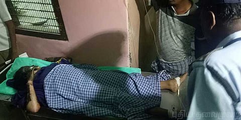 காதலிக்க மறுத்த மாணவியை பெட்ரோல் ஊற்றி எரித்த இளைஞர்