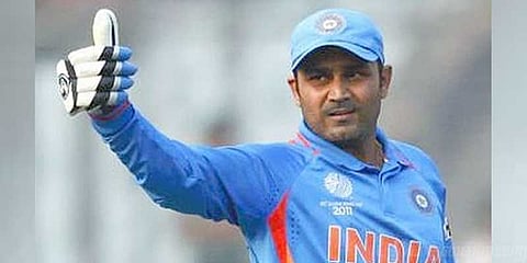 தென்னாப்பிரிக்காவை கிழித்துவிட்டது இந்தியா: கத்தியுடன் புகழ்ந்த சேவாக்!