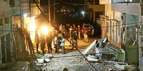 திருமண நிகழ்ச்சியில் சிலிண்டர் வெடித்து 6 பேர் உயிரிழப்பு