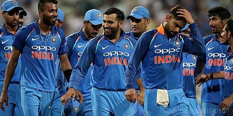 புவனேஷ் பந்துவீச்சில் வீழ்ந்தது தென்னாப்பிரிக்கா: இந்தியா வெற்றி!