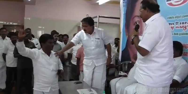 ஈபிஎஸ்-ஓபிஎஸ் ஆதரவாளர்கள் கடும் வாக்குவாதம்: சமாதானம் செய்துவைத்த அமைச்சர்