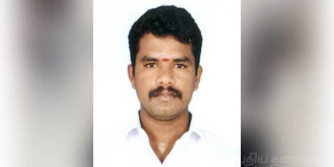 டிடிவி தினகரனுடன் அதிமுக எம்எல்ஏ பிரபு திடீர் சந்திப்பு