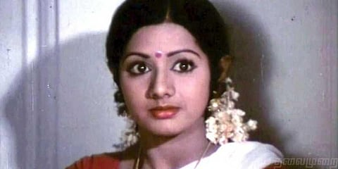 தடயவியல் அறிக்கை பெறுவதில் சிக்கல்: ஸ்ரீதேவி உடலை கொண்டுவருவதில் தாமதம்