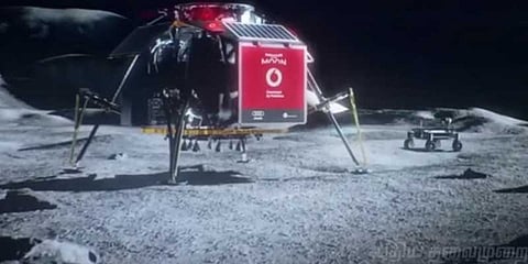 ஹெல்லோ... நிலாவில் இருந்துதான் பேசுறேன் ! விரைவில் நிலவில் செல்போன் டவர்