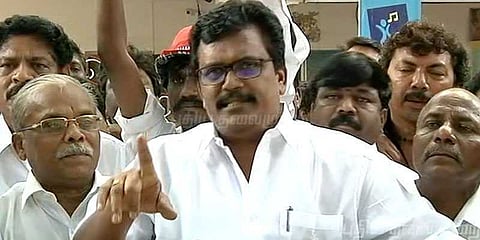 விசாரணையை சந்திக்கத் தயார்: சவால் விட்ட டிடிவி ஆதரவாளர்!