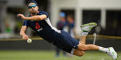 தோனி, பிராவோவின் கிரிக்கெட் அறிவு: இங்கிலாந்து வீரர் ஆசை