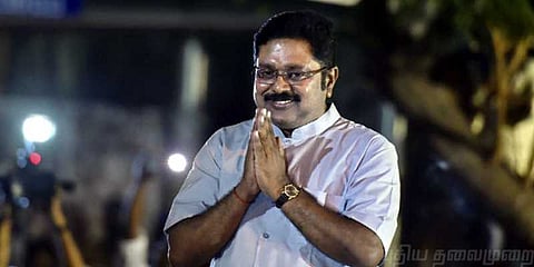 தினகரனுக்கு குக்கர் சின்னம்: டெல்லி உயர்நீதிமன்றம் உத்தரவு