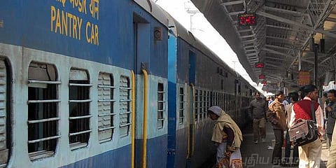 இனி நீங்கள் விரும்பியவர்களுக்கு ரயில் டிக்கெட்டை மாற்றலாம்..!