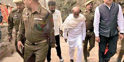 என்ன செய்கிறார் ரஜினி?