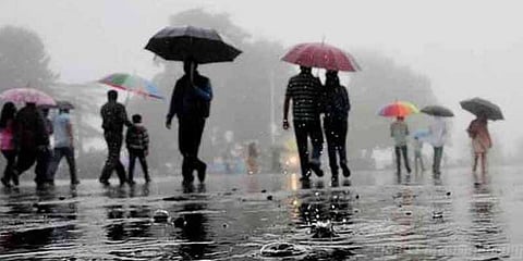 தென் தமிழகத்தில் விடிய விடிய வெளுத்து வாங்கிய மழை..!