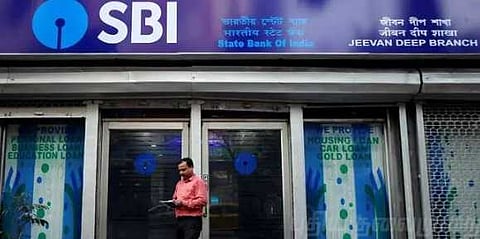 மினிமம் பேலன்ஸ் இல்லாத எஸ்பிஐ வாடிக்கையாளரா? உங்கள் கணக்கு முடங்கியதா கவனியுங்கள்