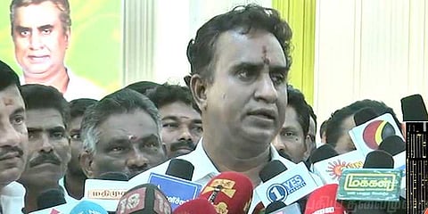 அமைச்சர் பங்கேற்ற நிகழ்ச்சியில் அசந்து தூங்கிய எம்எல்ஏ!