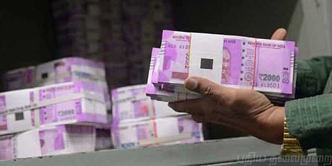 வங்கிகளில் கேட்பாரற்று கிடக்கும் ரூ.11 ஆயிரம் கோடி!