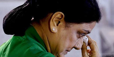 பரோலில் வருகிறாரா சசிகலா..?