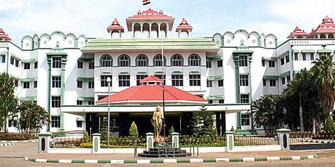 ஸ்டெர்லைட் நிறுவன தலைவருக்கு நோட்டீஸ் - உயர்நீதிமன்றம் மதுரைக் கிளை