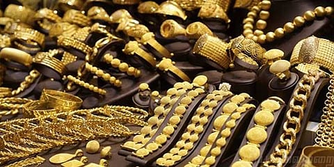 ரூ.824 கோடி மோசடி: கனிஷ்க் கோல்டு மீது சிபிஐயிடம் புகார்