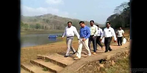 முல்லைப்பெரியாறு அணையில் பொறியாளர் குழுவினர் ஆய்வு