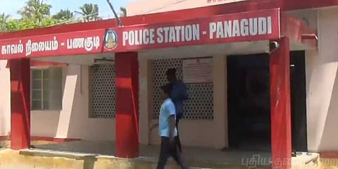 பள்ளி குழந்தைகளின் ஆபாச படங்களை பொதுவெளியில் விட்ட இருவர் கைது