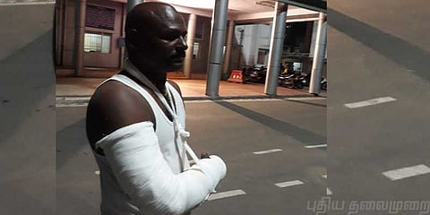 கத்தியில் குத்தப்பட்ட போதும் கொள்ளையர்களை துரத்திய காவலர்