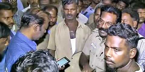 சென்னையில் பேருந்து ஓட்டுநர்கள் நள்ளிரவில் திடீர் போராட்டம்