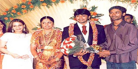 பிரபல நடிகரின் முன்னாள் மனைவி வீட்டில் திருட்டு