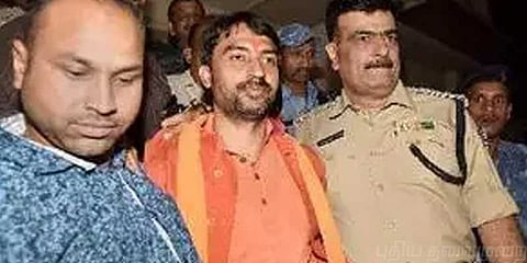 வகுப்புவாத மோதல்: மத்திய இணையமைச்சர் மகன் கைது!