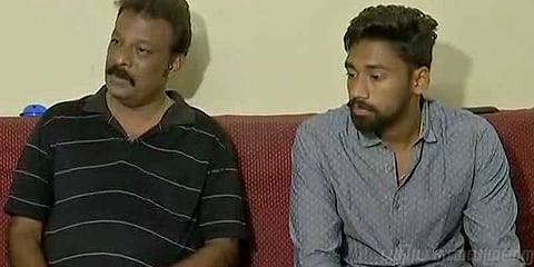 ரயிலின் ஏசி பெட்டியில் கொள்ளையர்கள்: தங்கம், வைரம் அபேஸ்..!