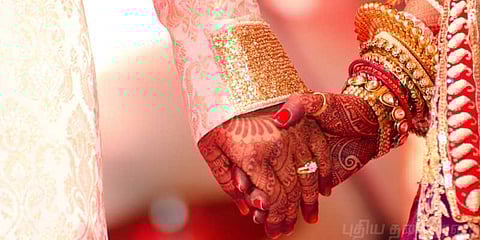 திருமண போட்டோ ஆபாசமாக சித்தரிப்பு: இளம்பெண் அதிர்ச்சி