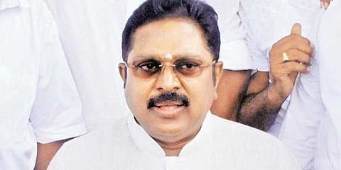 காவிரி கொந்தளிப்பில் கர்நாடகத்தில் இருந்து துணைவேந்தரா ? டிடிவி தினகரன் கண்டனம்