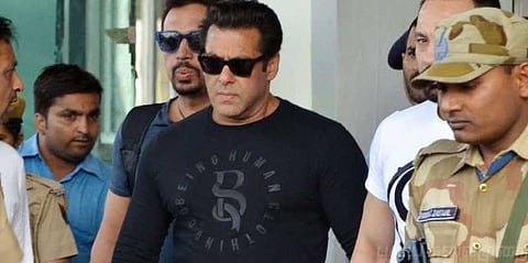 சல்மான் ஒன்றும் போர் வீரர் அல்ல..எதற்கு இத்தனை கொண்டாட்டம்