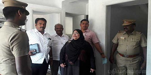 தொழிலாளர் இறப்புக்கு கதறி அழுத அமைச்சர்