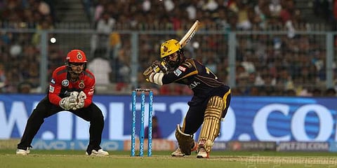 விராத், டிவில்லியர்ஸ் விக்கெட் எங்கள் அதிர்ஷ்டம்: தினேஷ் கார்த்திக்!