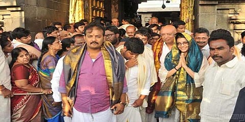 மன ஆறுதலுக்காக திருப்பதி கோயிலுக்கு வந்த காஜல் அகர்வால்